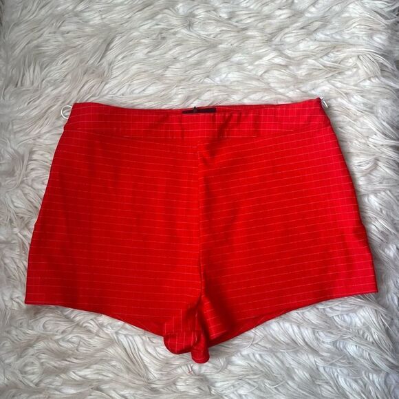 h:ours Brisa Red Checkered Cheeky Mini Side Zip Shorts - Picture 4 of 8